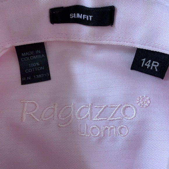 Dress shirt with tie and handkerchief. - Picture 4 of 4